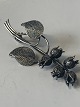 Broche i Sterling sølv
Længde 5,5 cm