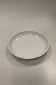 Royal Copenhagen Hvid Magnolia med glaseret reliefKagefad  No 422