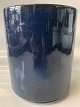 Dacore Stentøjs vase, Blå - Danmark.
Højde: 15,5 cm.