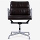 Charles & Ray Eames / Vitra.
Model EA 208 - 
