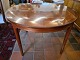 Hans J. Wegner 
Kinabord 
Kr. 8.500,-