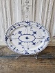Royal Copenhagen Musselmalet helblonde helfladt fad no. 1147 - 30,5 cm.