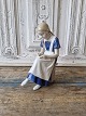 B&G sjælden figur - Sygeplejerske elev 
no. 1687