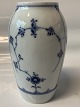 Royal Copenhagen Musselmalet Riflet vase fra 1934
SOLGT