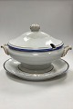 Royal Copenhagen Terrin med Underfad No. 282/9056 og 9057