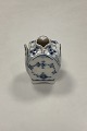 Royal Copenhagen Musselmalet Riflet Bordkortholder og Vase No. 495