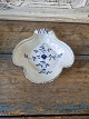 B&G Sommerfugl Kipling med guldkant muslingformet asietNo. 42