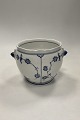 Royal Copenhagen Musselmalet Riflet Urtepotteskjuler No. 125
