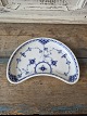 Royal Copenhagen Musselmalet halvblonde måneformet asiet No. 560