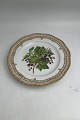 Royal Copenhagen Flora Danica Frugttallerken No 429/3554