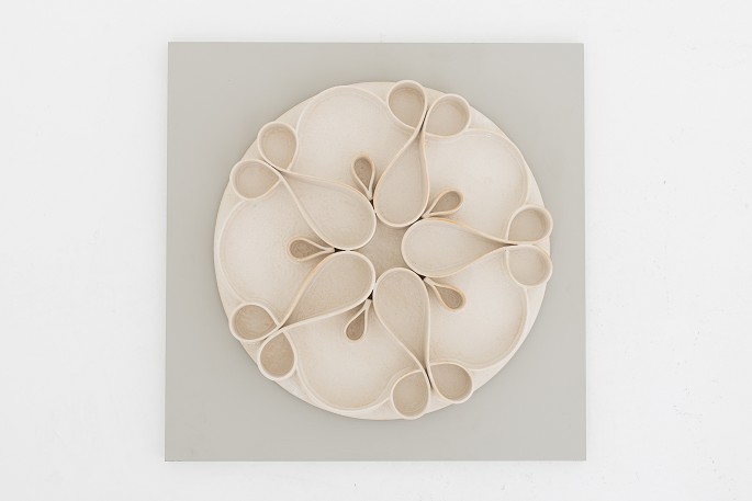 Vibeke Berland / Own workshop
Wall relief in stoneware mounted on wooden board.
1 pc. in stock
Good condition
Location: KLASSIK Flagship Store - Bredgade 3, 1260 KBH. K.
