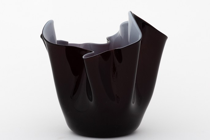 Paolo Venini & Fulvio Bianconi / Venini
Fazzoletto vase i mørkelilla glas fra 1950