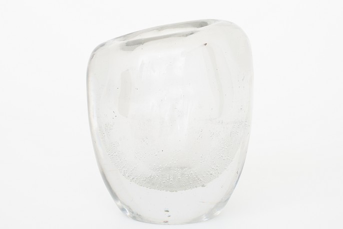 Kaj Frank / Iittala 
Vase i glas med sodaeffekt
1 stk. på lager
Original stand
