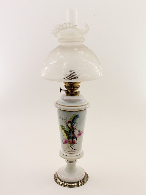 Opaline oil lamp