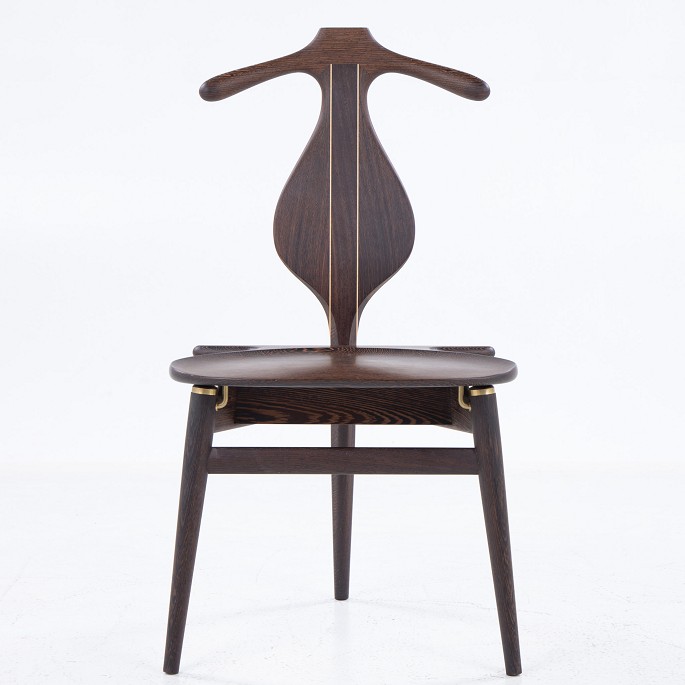 Hans J. Wegner / PP Møbler
PP 250 - A Rare Valet Chair in solid wengé with maple inlays. Stamped from the 
manufacturer.
1 pc. in stock
Good, used condition
