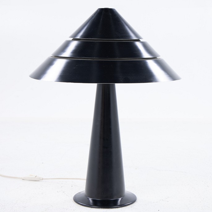 Hans-Agne Jakobsson / AB Markaryd
Table lamp in black aluminium.
1 pc. in stock
Original condition
