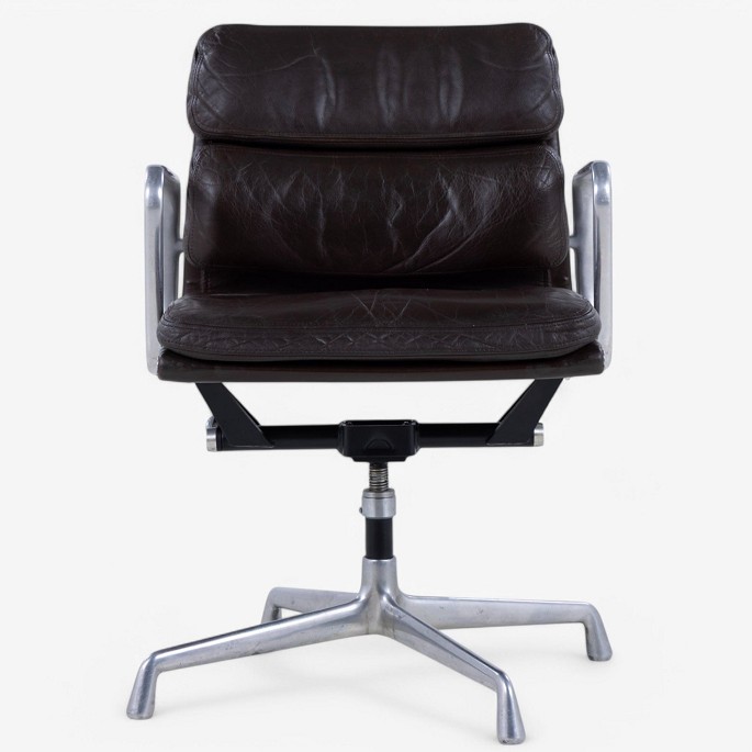 Charles & Ray Eames / Vitra.
Model EA 208 - 
