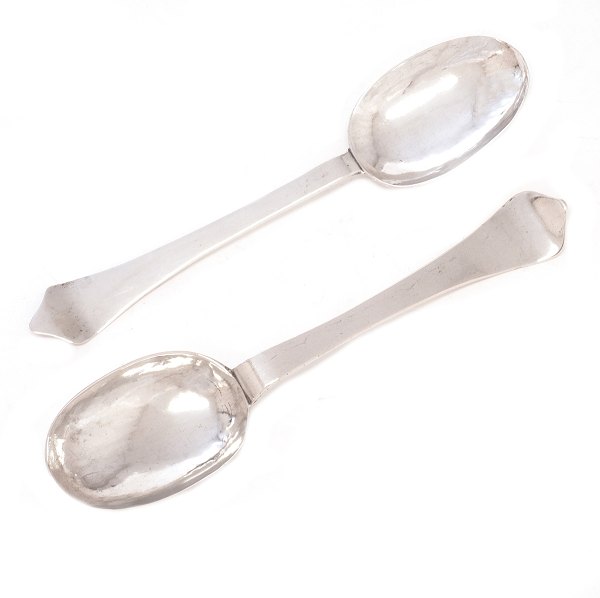 Two Danish early 18th century silve spoons by A. C. Schefmand, Aarhus, 1730 & M. C. Kirchhoff, Kopenhagen, ca. 1720L: 20cm